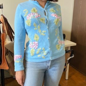 Vintage Tabi International floral embroider  cardi